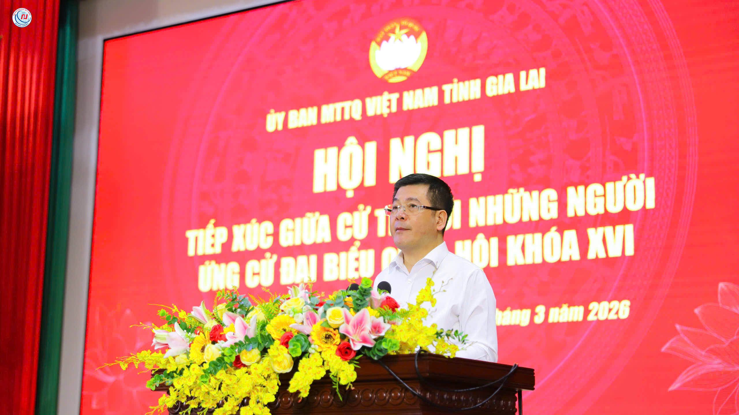 Cử tri Trường Đại học Quy Nhơn tiếp xúc các ứng cử viên ĐBQH khóa XVI  đơn vị bầu cử số 1 tỉnh Gia Lai